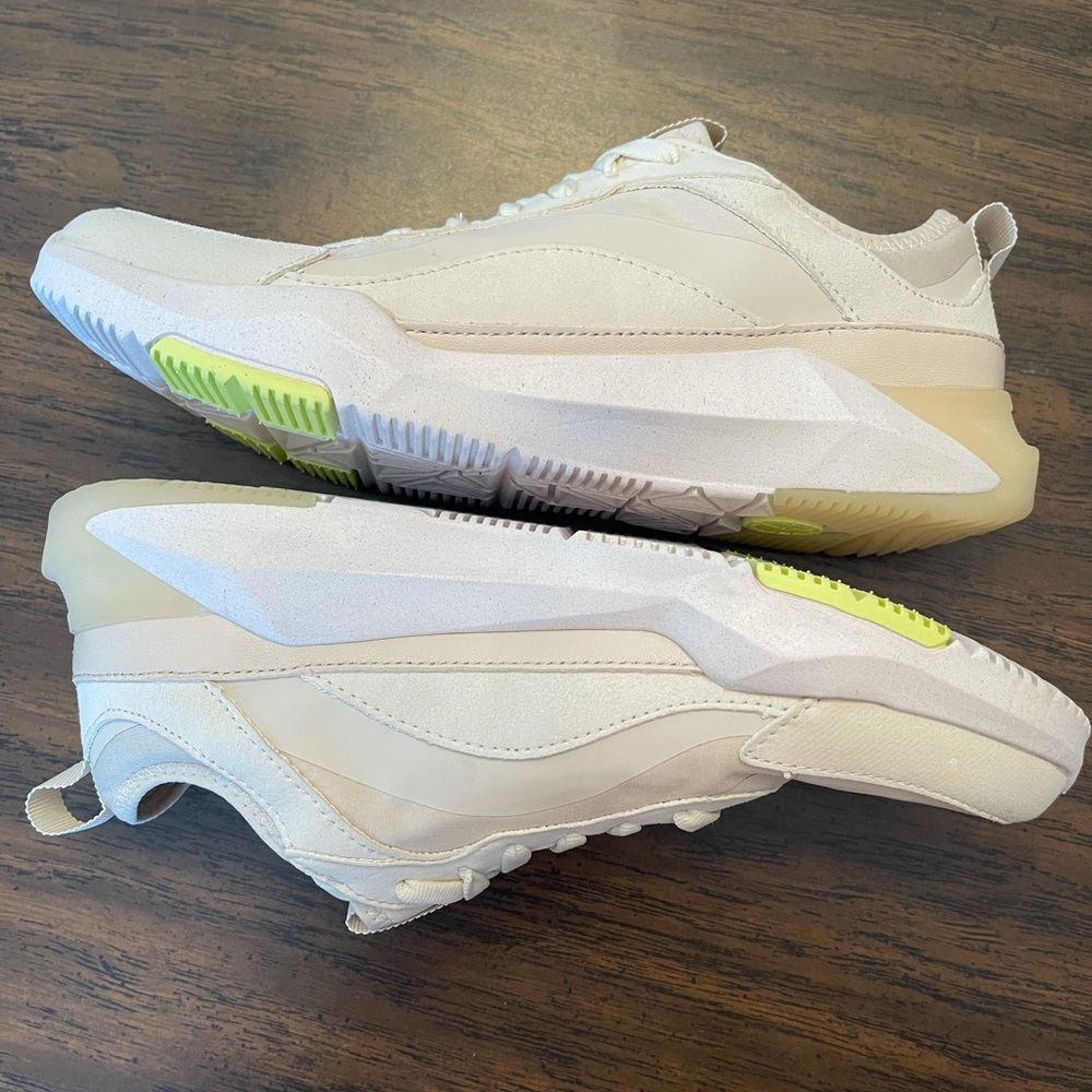 Dr. Scholl’s High Spirits Sustainable Sneaker - Picture 3 of 5